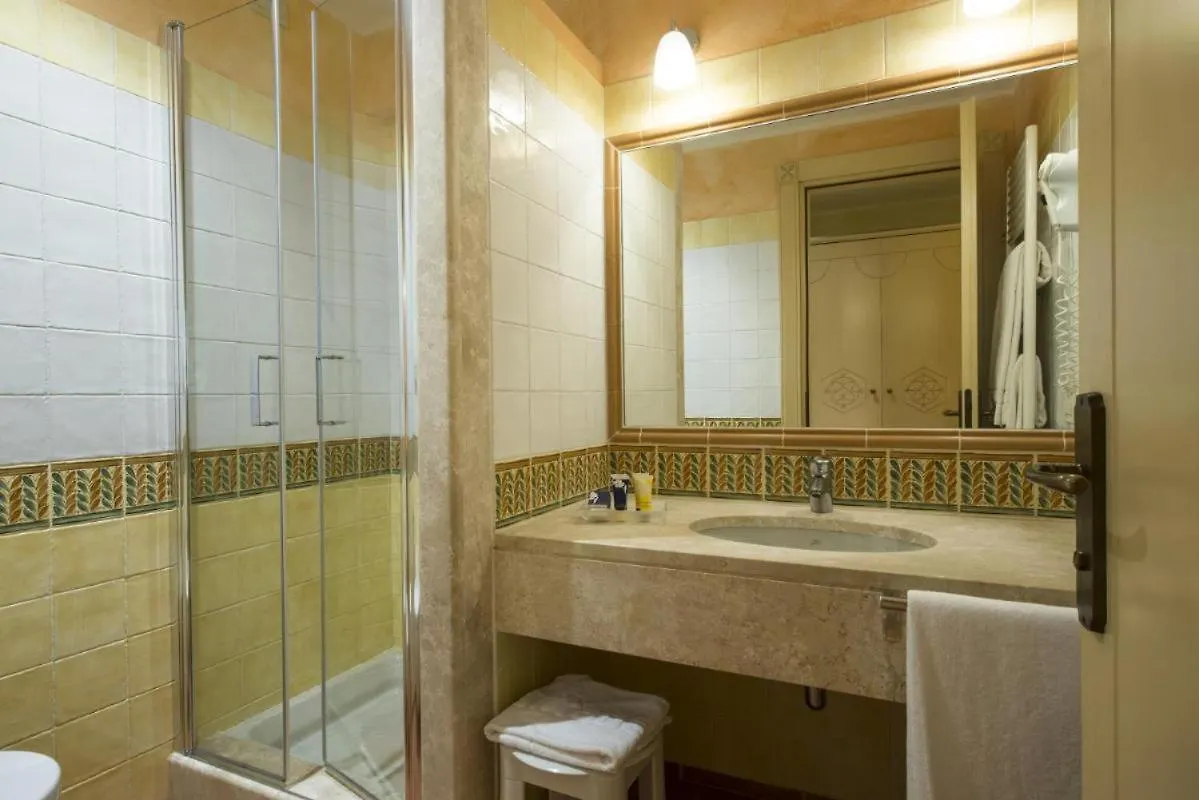 Tranquil Lantana Resort Hotel Apartments 1 Bedroom Room Apartment Sleeps 5 Per Pula
