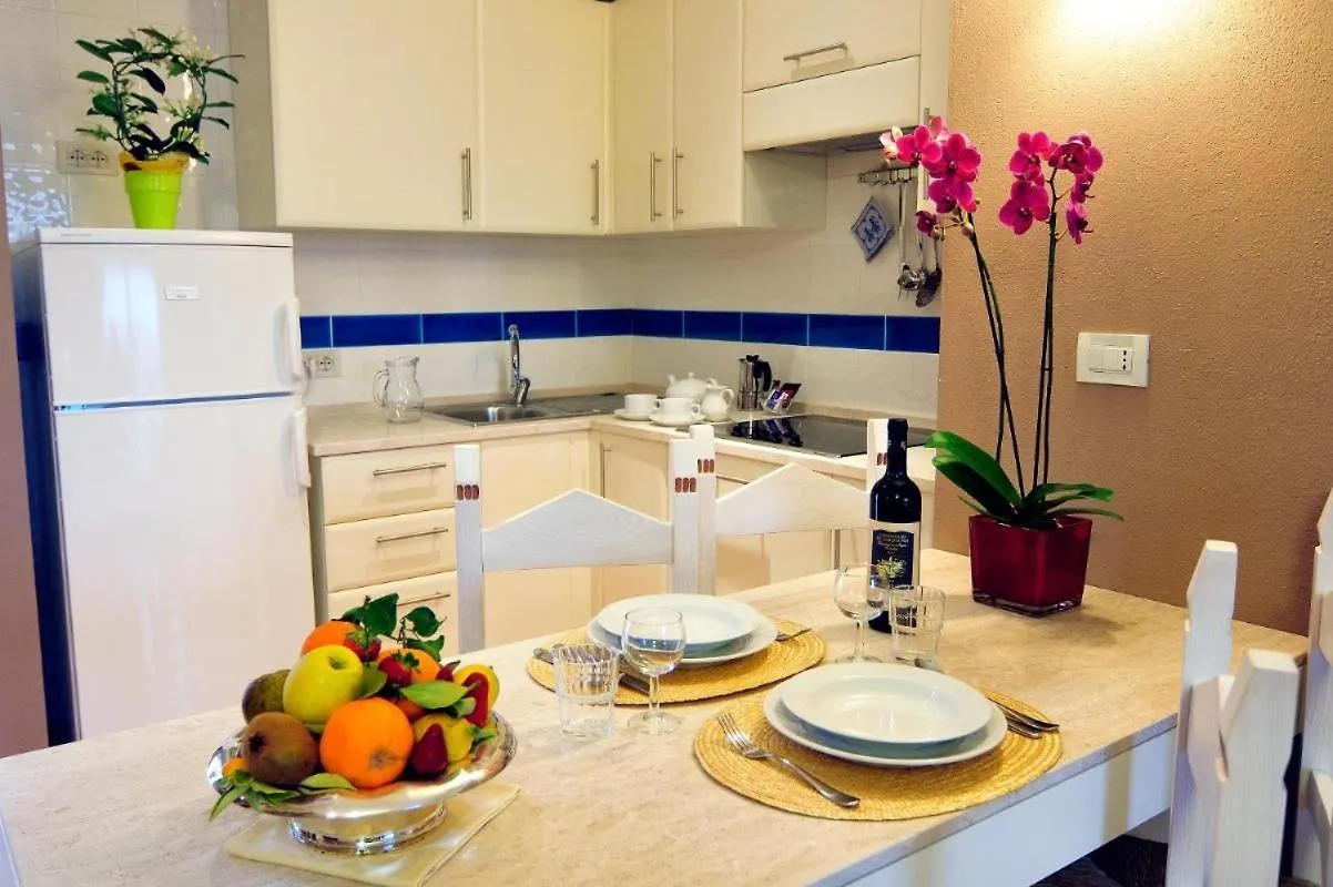 Tranquil Lantana Resort Hotel Apartments 1 Bedroom Room Apartment Sleeps 5 Per Pula